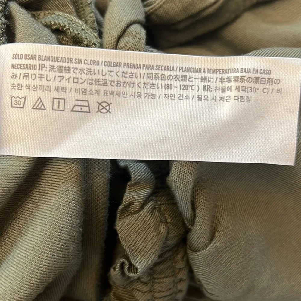 Hollister‎ Women’s Ultra High-Rise Shorts